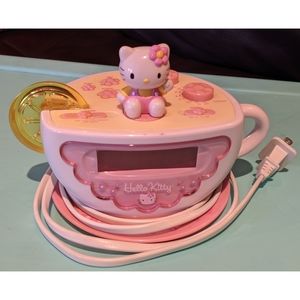 Vintage Hello Kitty Alarm Clock/Radio